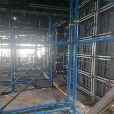 Pin rotund și Pin cu pană